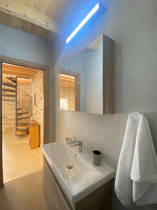 Stavlos Traditional Suite Аципопуло Экстерьер фото